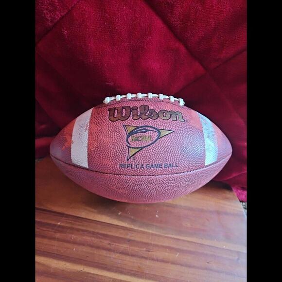 Wilson Official NCAA Replica Game Ball Football 1005 WTF1730 JCV48 Excellent! - Picture 1 of 7
